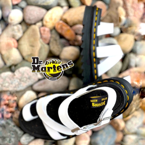 Dr. Martens Avry Sandals NEW NWOT - Picture 11 of 12